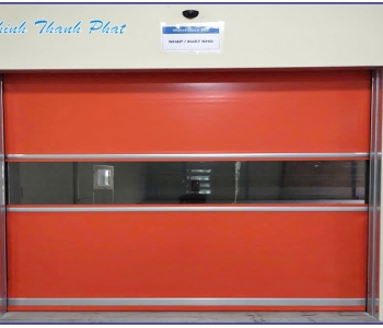 LẮP ĐẶT CỬA CUỐN NHANH PVC CHO PHÒNG SẠCH KHO LẠNH
