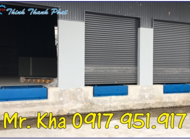 DOCK HÀNG - SÀN NÂNG HẠ THỦY LỰC