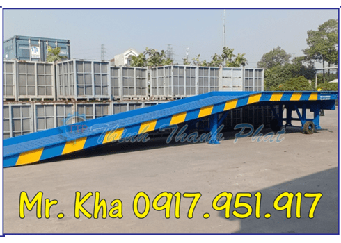 CẦU DẪN XE NÂNG HÀNG LÊN CONTAINER