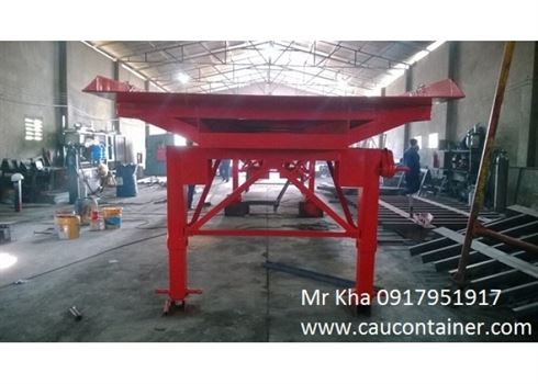 CẦU LÊN CONTAINER