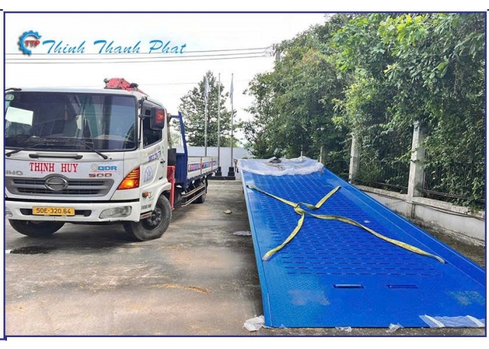 CẦU XE NÂNG ĐÓNG RÚT HÀNG TỪ CONTAINER DÀI  12.5m