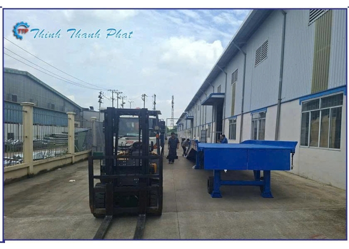 CẦU XE NÂNG ĐÓNG RÚT HÀNG TỪ CONTAINER DÀI  12.5m