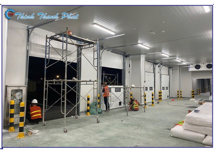 CỬA TRƯỢT TRẦN CHO PHÒNG SẠCH