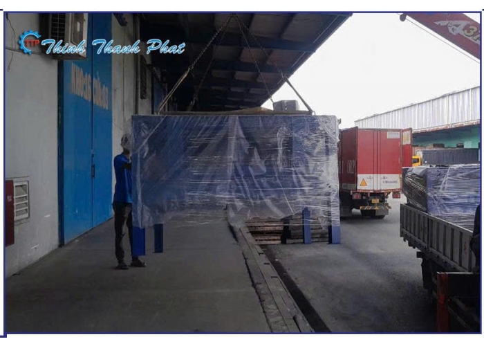 SÀN NÂNG THỦY LỰC NGOÀI TRỜI
