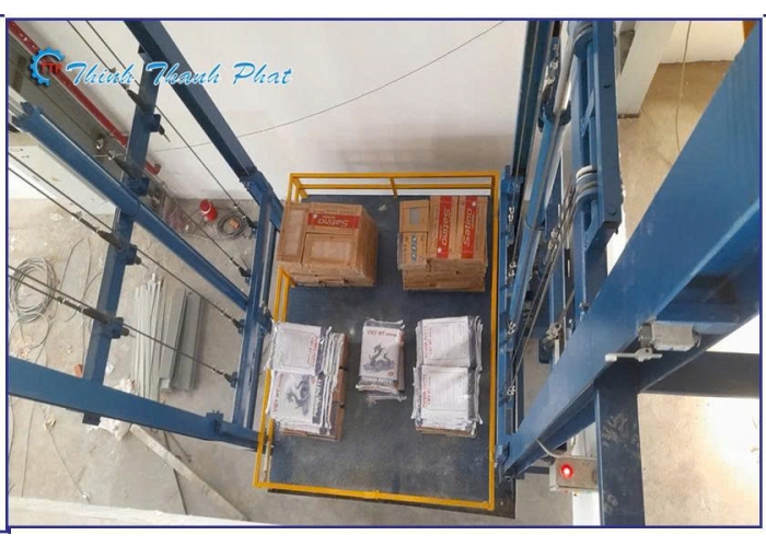 THANG NÂNG HÀNG 1000kg